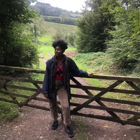 Lauren-Jacobs-teraphy-pychiatrist-in-uk-480x480